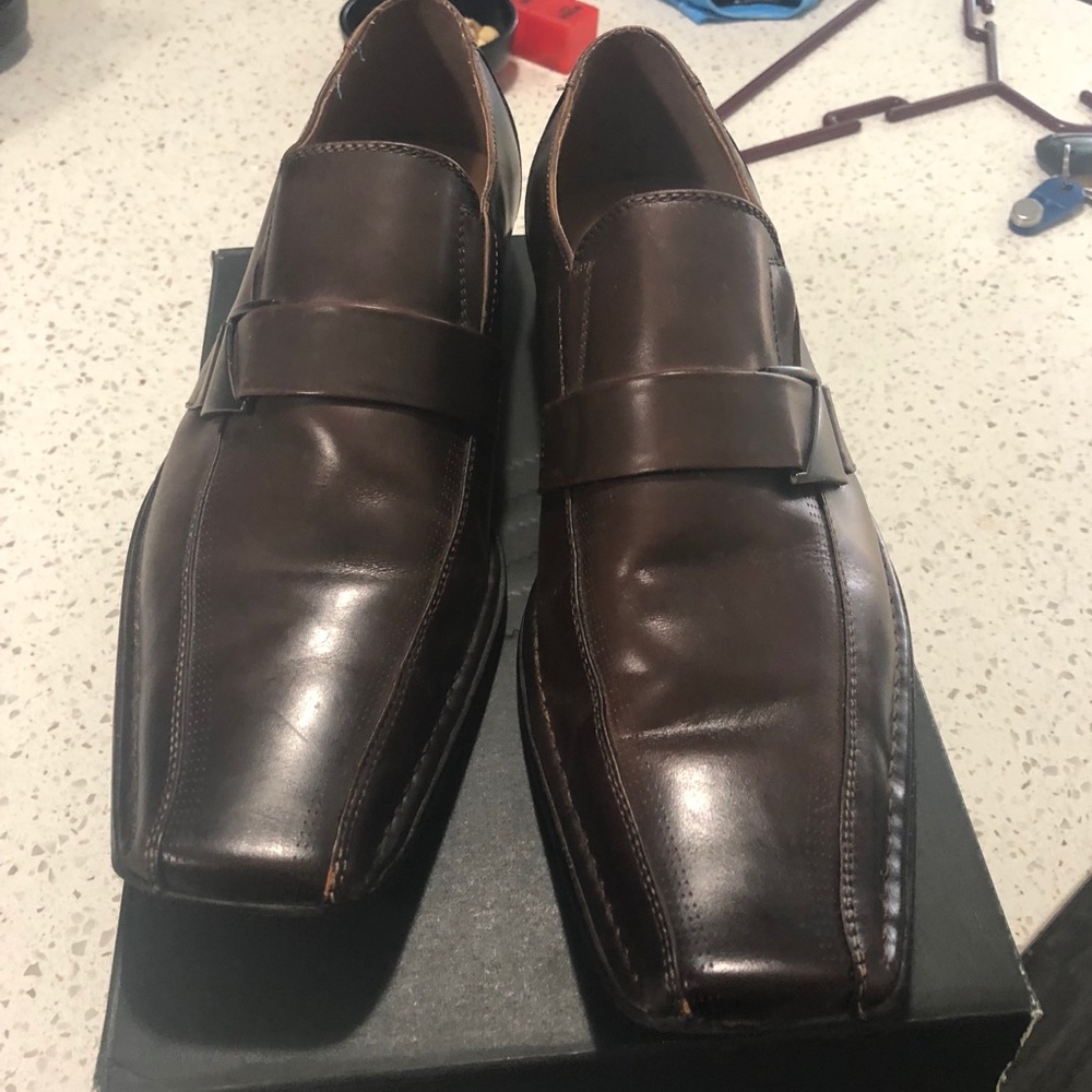 Brown leather Aldo dress shoes
